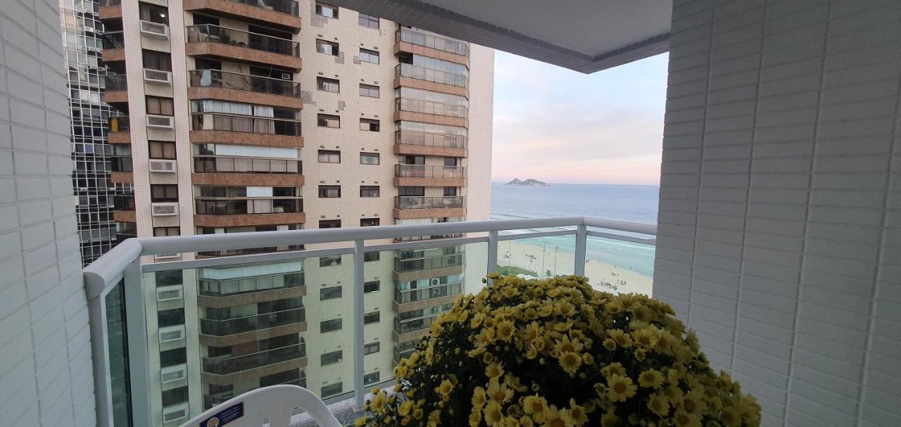 Apto Vista Mar E Pe Na Areia Da Barra Da Tijuca Appartement Rio de Janeiro